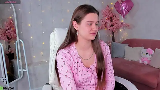 Renesmy Black online show from 03/03/26, 11:43