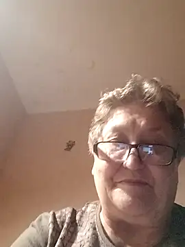 Katherine735 online show from 11/29/25, 09:51