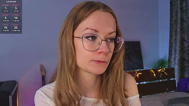 Snapshot of Edlin_gail chatting on 11/27/25, 04:58 Edlin gail online show from 11/27/25, 04:58