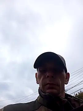 Snapshot of ShuxerPryvat chatting on 10/17/25, 08:50 ShuxerPryvat online show from 10/17/25, 08:50