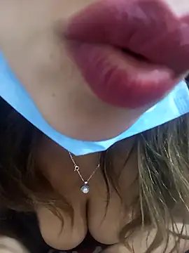 FATIFATIMOROC online show from 02/18/26, 10:17