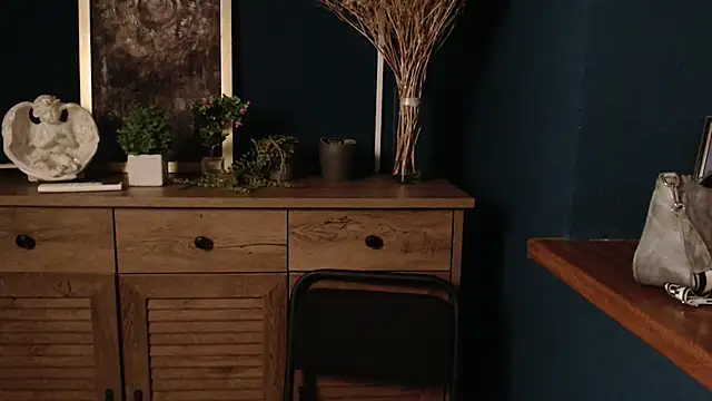 Flower mary online show from 10/30/25, 08:05