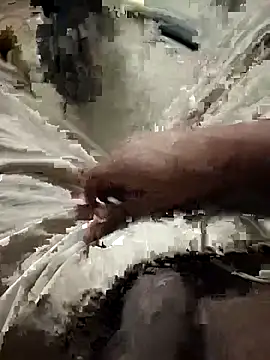 Snapshot of vi25vofgg chatting on 11/01/25, 05:15 vi25vofgg online show from 11/01/25, 05:15