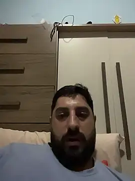 Snapshot of Sedutor69- chatting on 10/28/25, 06:17 Sedutor69- online show from 10/28/25, 06:17