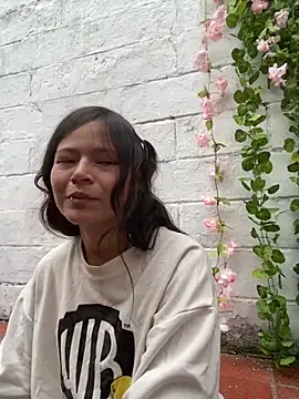 Ninfa pink online show from 10/10/25, 03:11