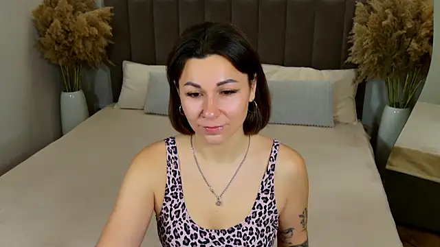 EdenSolis online show from 11/28/25, 09:23