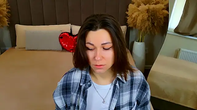 EdenSolis online show from 04/11/26, 07:56