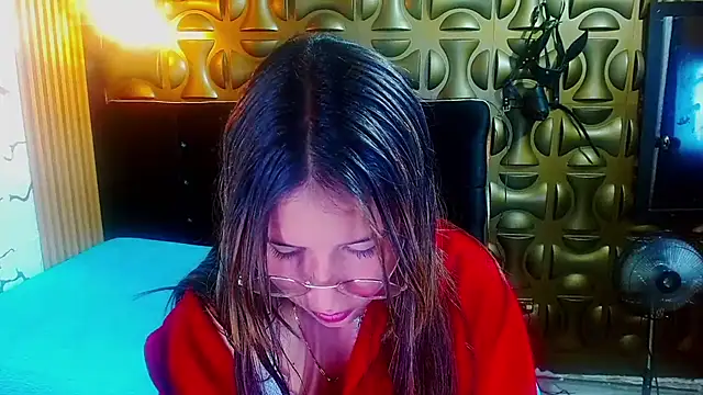 tinibunny online show from 11/24/25, 07:57