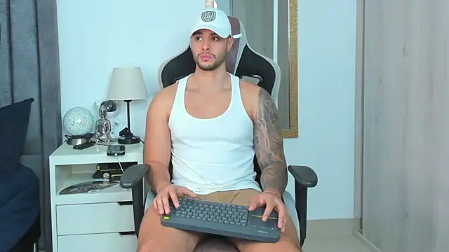 Ken mailik1 online show from 11/05/25, 11:05