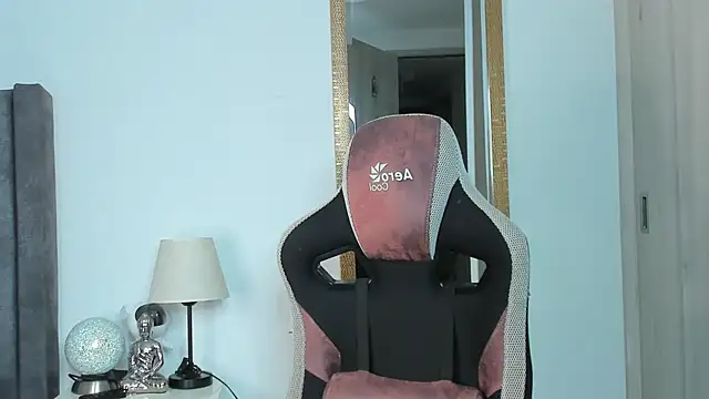 Ken mailik1 online show from 11/07/25, 10:43