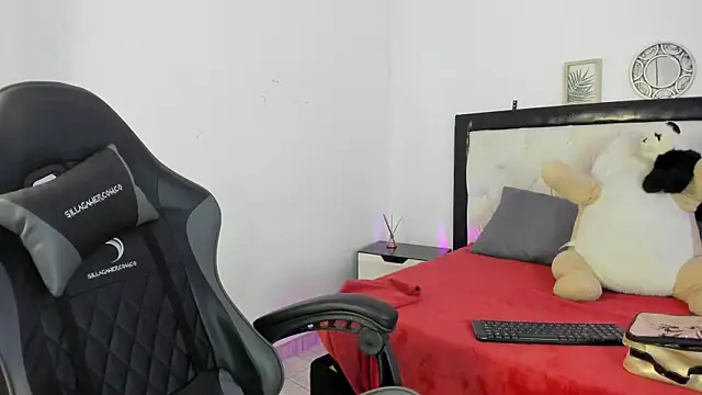 Barbieteeen online show from 11/06/25, 05:19