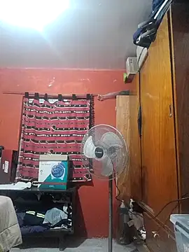 Ezeaxl online show from 11/29/25, 02:36