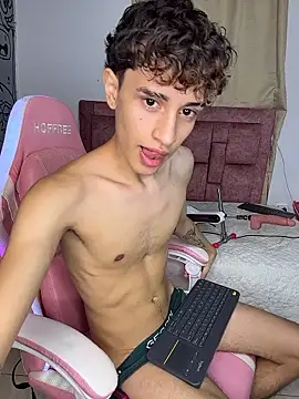 Douglas Lux online show from 01/11/26, 10:37