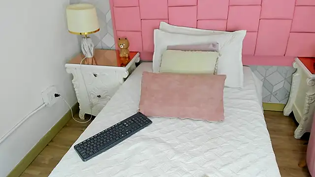 mary joseph online show from 01/17/26, 03:22