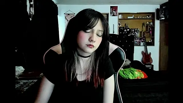 Maki Zein  online show from 01/15/26, 10:57