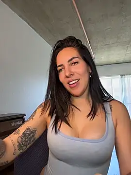 Lolathebaddie online show from 02/01/26, 05:33