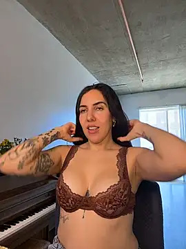 Lolathebaddie online show from 02/26/26, 05:45