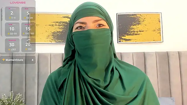  naylaa  online show from 11/08/25, 04:01