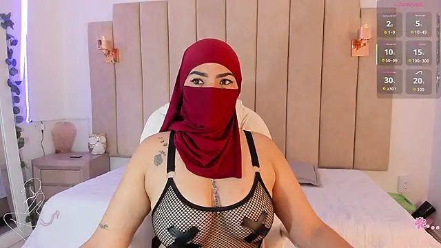  naylaa  online show from 01/06/26, 03:32