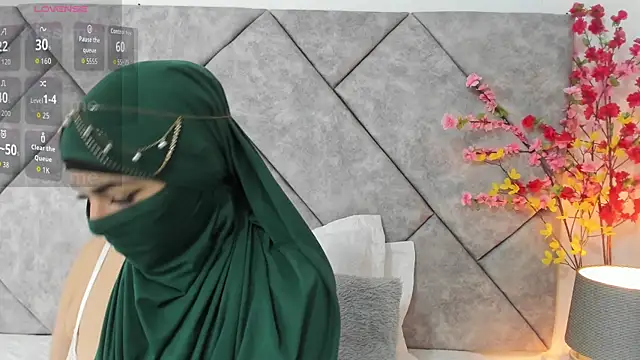  naylaa  online show from 04/10/26, 03:12