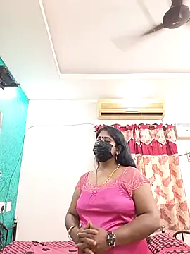 tamil-aunt online show from 11/30/25, 04:49