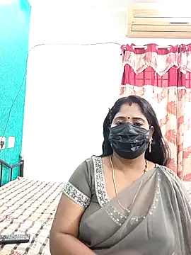 tamil-aunt online show from 01/06/26, 09:24