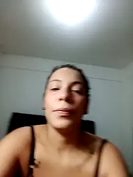 Snapshot of ViancaAshford chatting on 10/22/25, 02:45 ViancaAshford online show from 10/22/25, 02:45