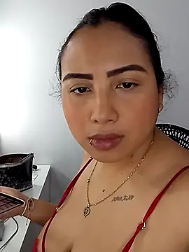 Jana Giraldo online show from 01/06/26, 02:15