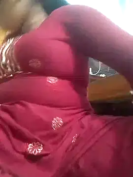 Snapshot of Mowri-20 chatting on 10/19/25, 07:20 Mowri-20 online show from 10/19/25, 07:20