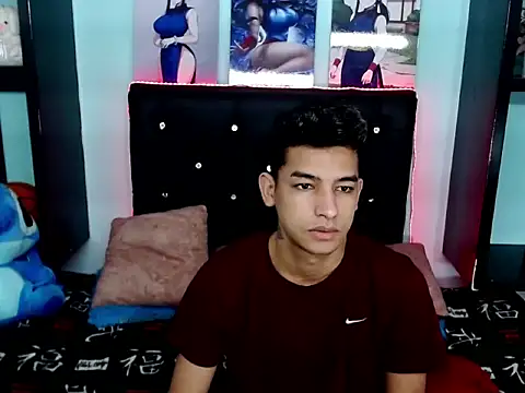 x Aaron x online show from 10/10/25, 08:24