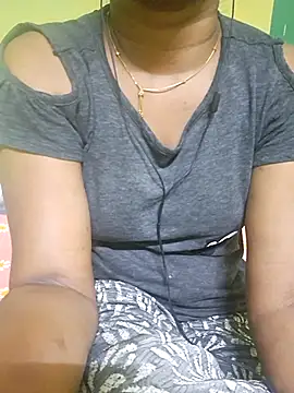 Snapshot of tamil_kanaka chatting on 05/17/26, 03:08 tamil kanaka online show from 05/17/26, 03:08