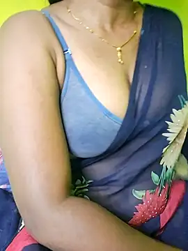 Snapshot of tamil_kanaka chatting on 07/17/26, 06:02 tamil kanaka online show from 07/17/26, 06:02