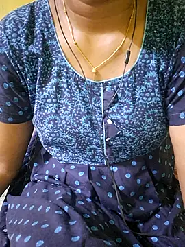 Snapshot of tamil_kanaka chatting on 07/23/26, 04:10 tamil kanaka online show from 07/23/26, 04:10