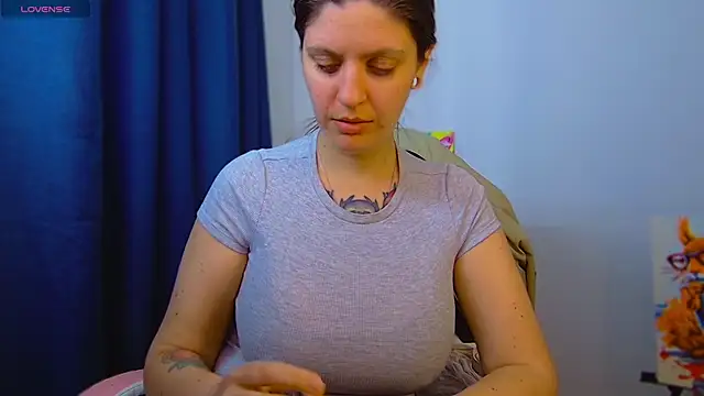 Snapshot of Ann_mikela chatting on 05/26/26, 03:41 Ann mikela online show from 05/26/26, 03:41