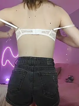 Snapshot of Stacey_Will chatting on 03/07/26, 09:45 Stacey Will online show from 03/07/26, 09:45