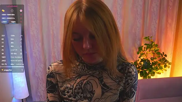 VernellArey online show from 01/12/26, 03:28