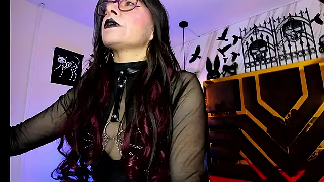 Evangelinejoness  online show from 11/03/25, 11:44