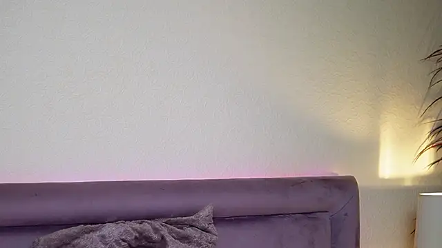 JoelleApril online show from 03/25/26, 09:10