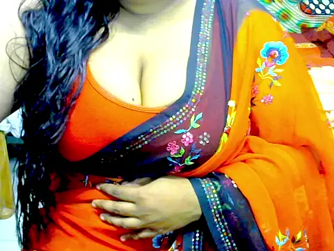 Snapshot of MidnightDipannita chatting on 10/10/25, 08:08 MidnightDipannita online show from 10/10/25, 08:08