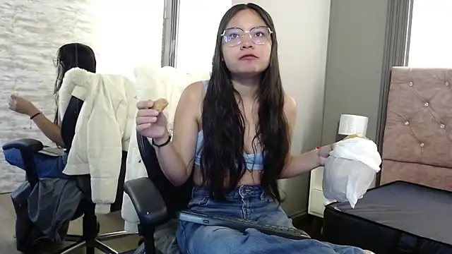  kita online show from 11/03/25, 11:44