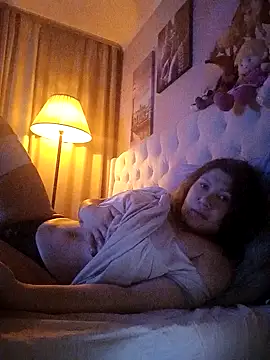 Snapshot of Ambika_beauty chatting on 01/18/26, 02:10 Ambika beauty online show from 01/18/26, 02:10