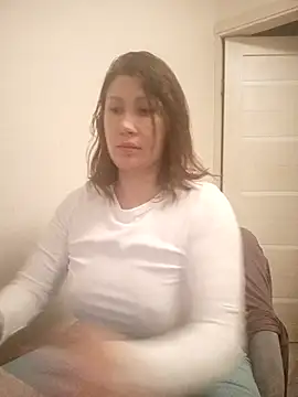 Snapshot of Ambika_beauty chatting on 02/16/26, 08:49 Ambika beauty online show from 02/16/26, 08:49