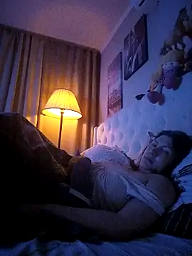 Snapshot of Ambika_beauty chatting on 02/28/26, 02:56 Ambika beauty online show from 02/28/26, 02:56