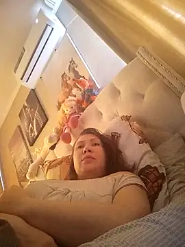 Snapshot of Ambika_beauty chatting on 03/03/26, 01:39 Ambika beauty online show from 03/03/26, 01:39