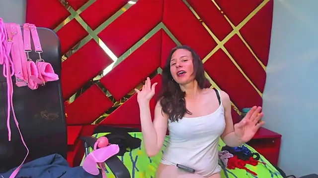 Kylie Bloom online show from 03/16/26, 10:25