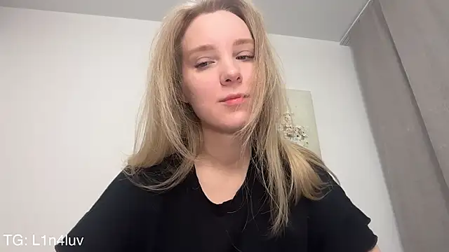 AIicaparkerc online show from 02/19/26, 04:19