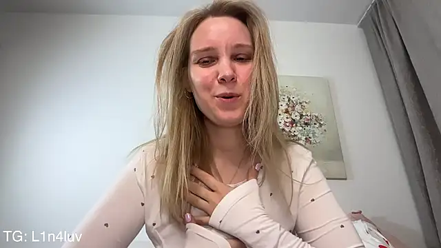 AIicaparkerc online show from 04/03/26, 06:17