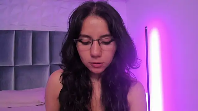 HollyPeach online show from 02/26/26, 07:46