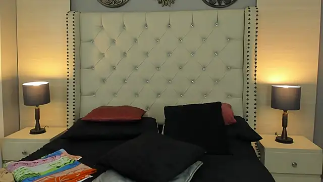 AlukardBig online show from 10/31/25, 05:25