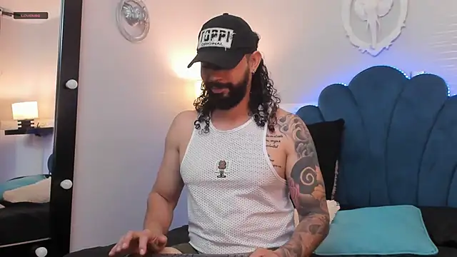 AlukardBig online show from 12/05/25, 01:31